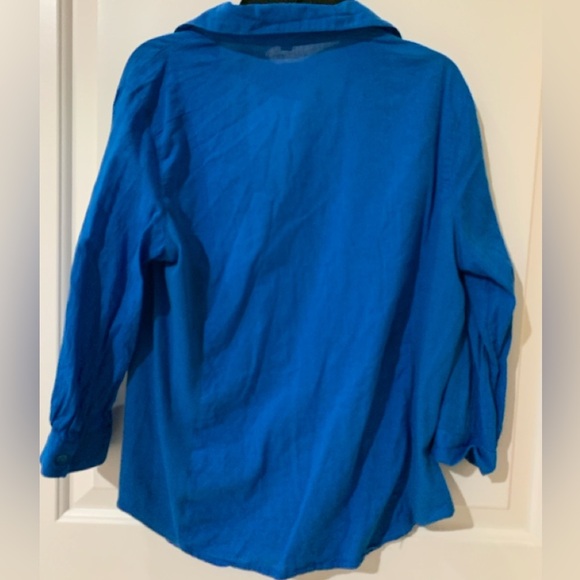 Active USA Women’s Button Down Shirts. 3 shirts, teal, black, pinkish color - Picture 7 of 7